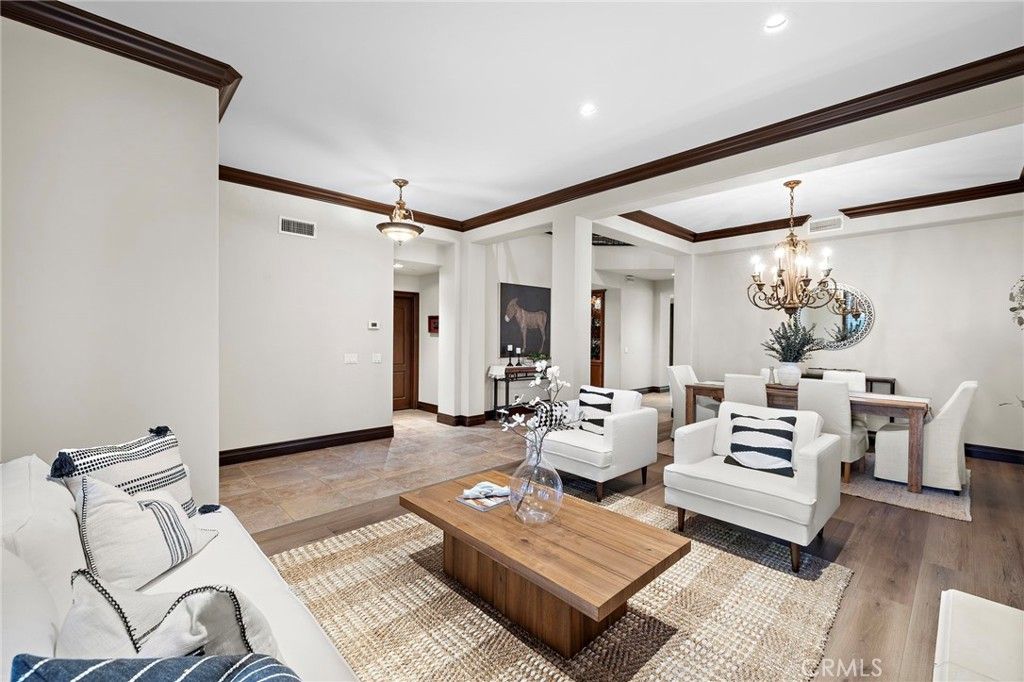 Chandelier, Dining room, Interior, Living room, Recessed Lighting, Wood Texture Flooring