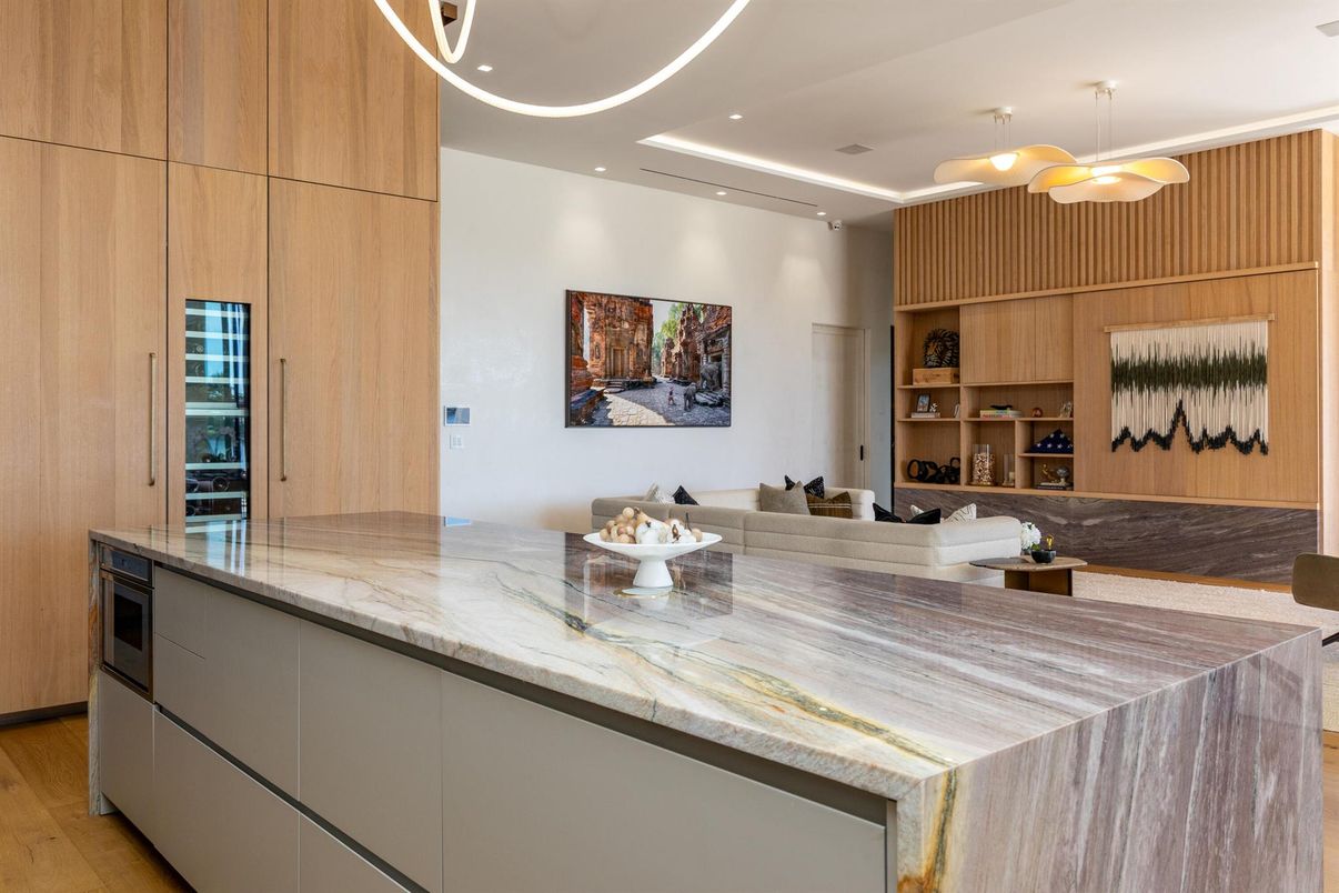 Interior, Kitchen, Living room, Recessed Lighting, Wood Texture Flooring