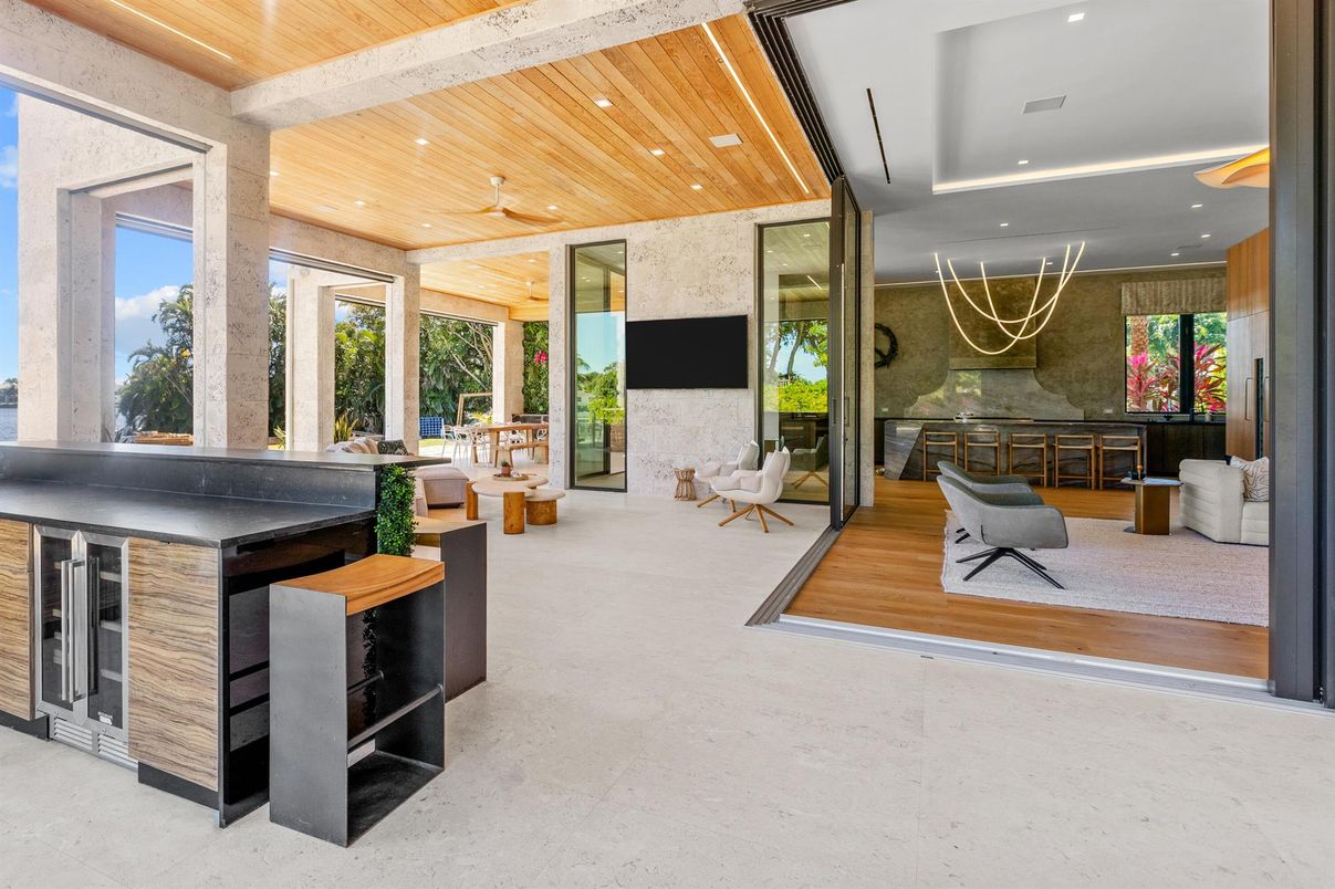 Interior, Pendant Lights, Recessed Lighting, Wooden Ceilings
