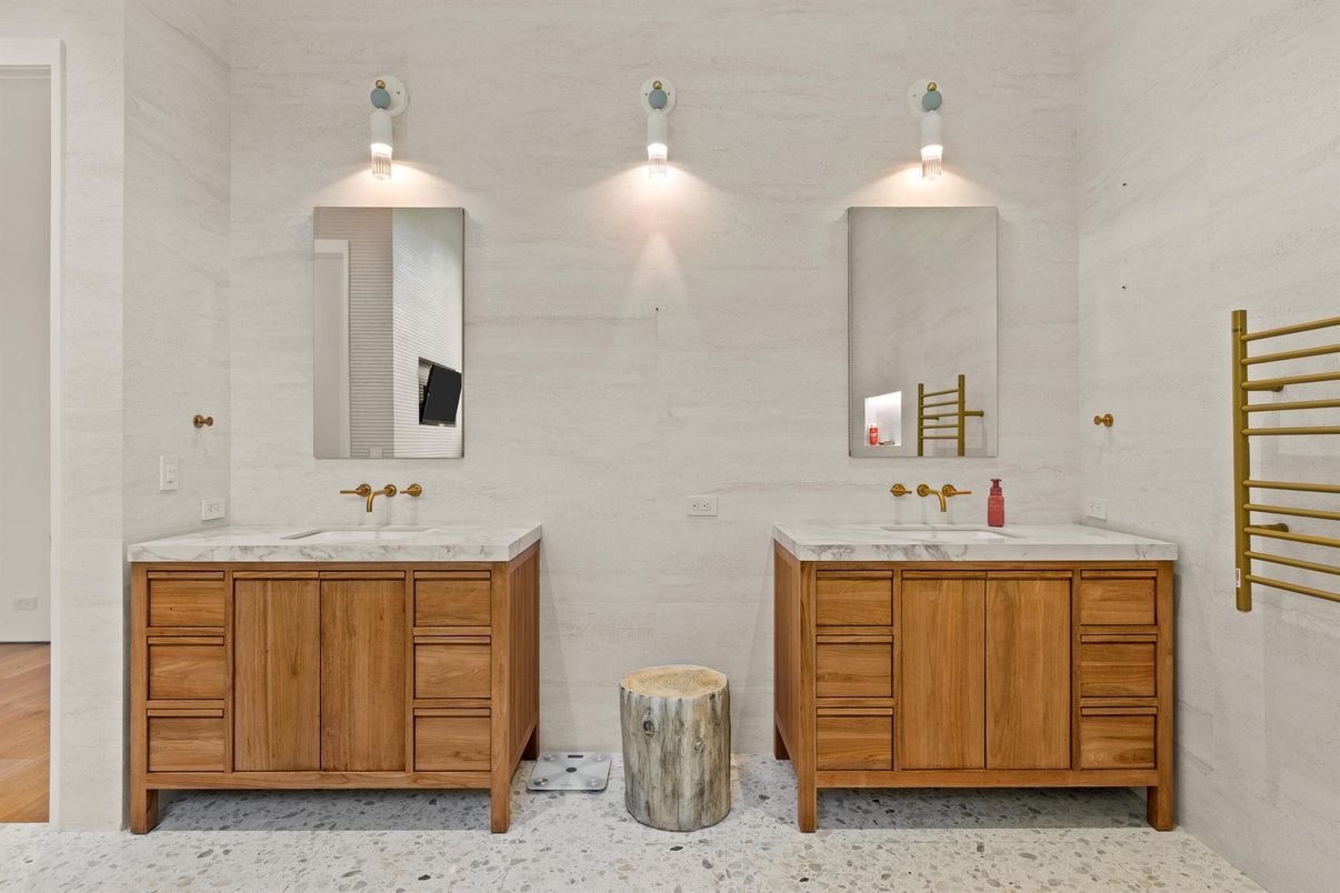 Bathroom, Dual Sink Vanities, Interior, Wood Texture Flooring