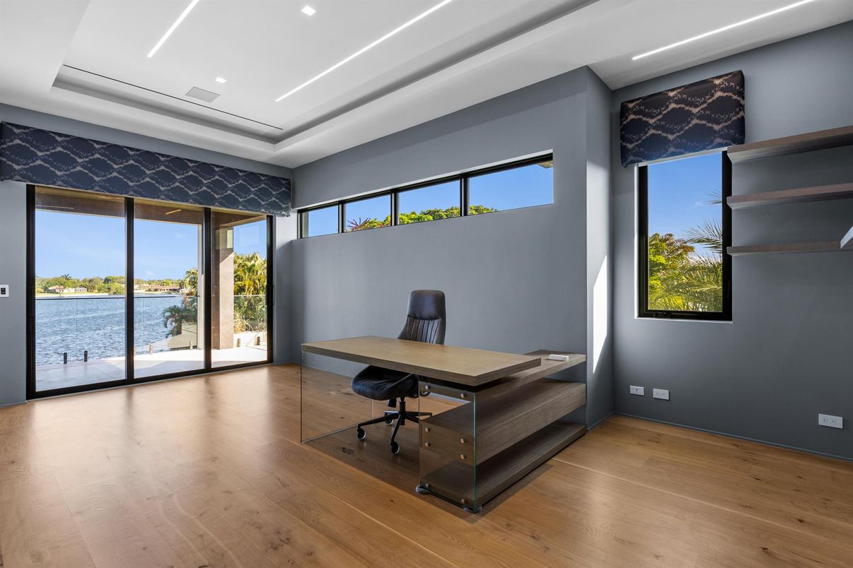 Home Office, Interior, Recessed Lighting, Water, Wood Texture Flooring
