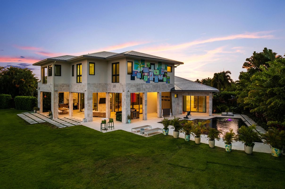 Backyard, Exterior, Pool