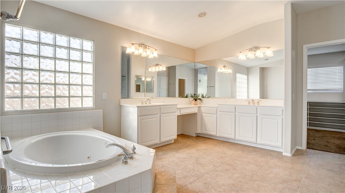 Bathroom, Dual Sink Vanities, Interior