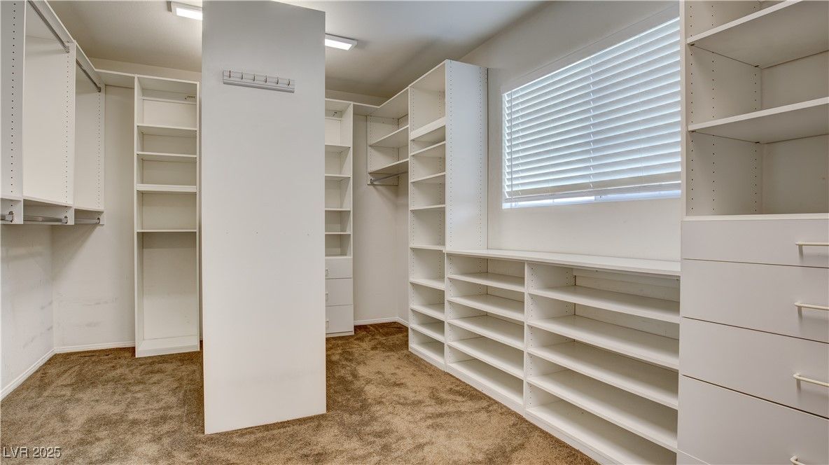 Interior, Walk-in Closets