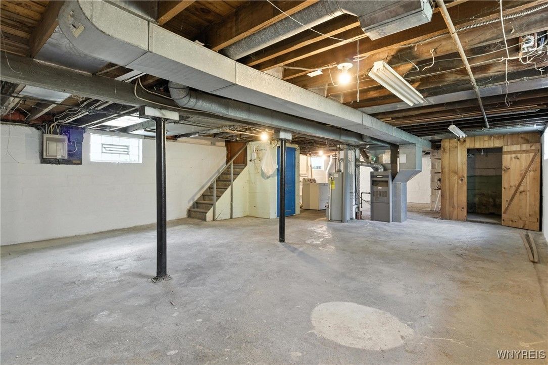Interior, Wooden Beams