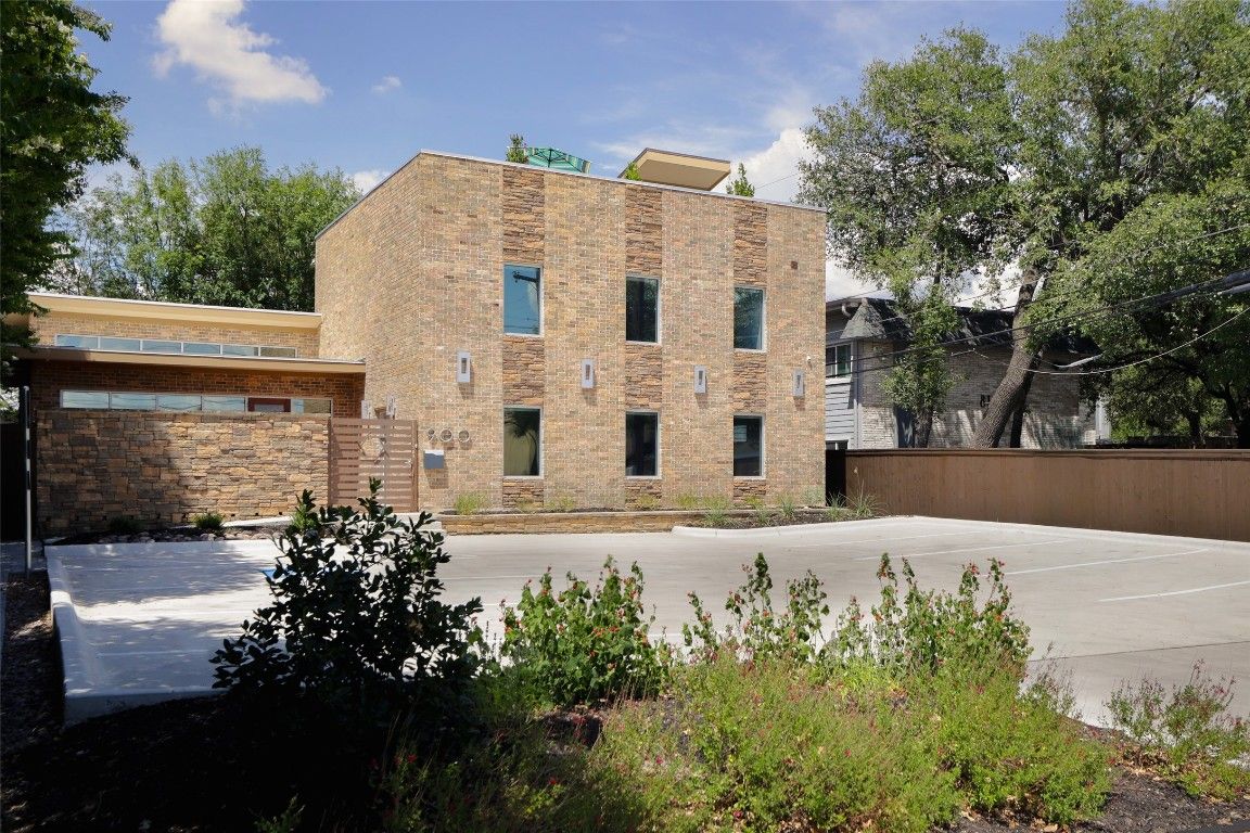 Exterior, Facade, Brick Facade, Modern