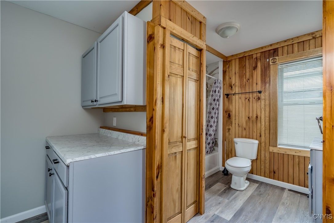 Interior, Washer, Wood Texture Flooring, Wooden Walls