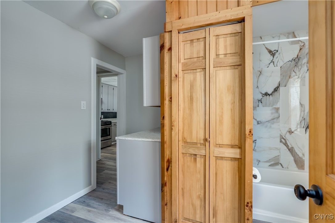 Interior, Kitchen, Washer, Wood Texture Flooring