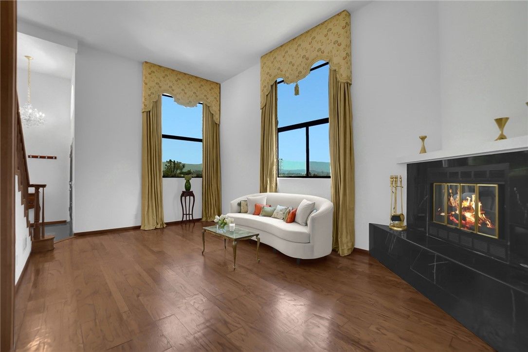 Chandelier, Fireplace, Interior, Water, Wood Texture Flooring