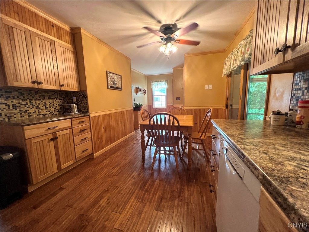 Dining room, Interior, Wood Texture Flooring