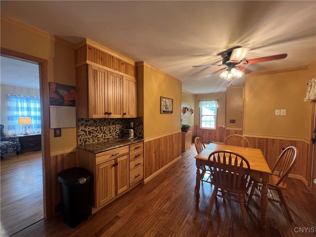 Dining room, Interior, Wood Texture Flooring