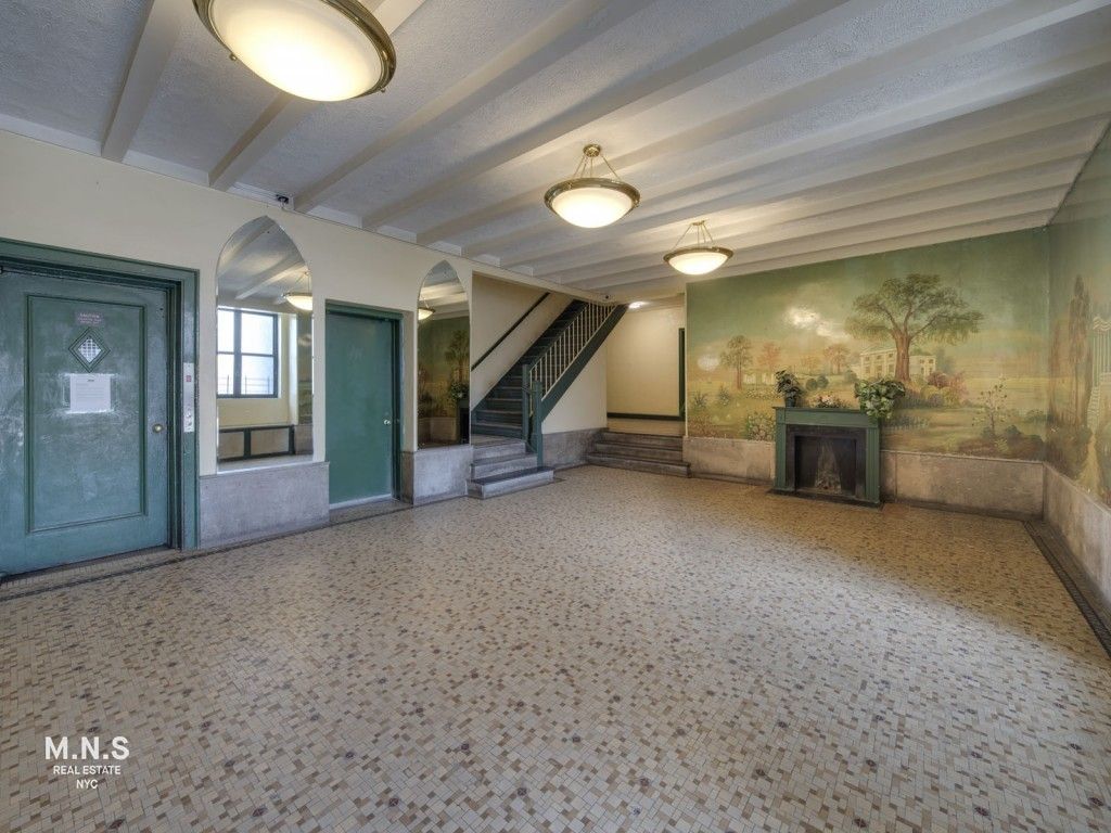 Fireplace, Interior