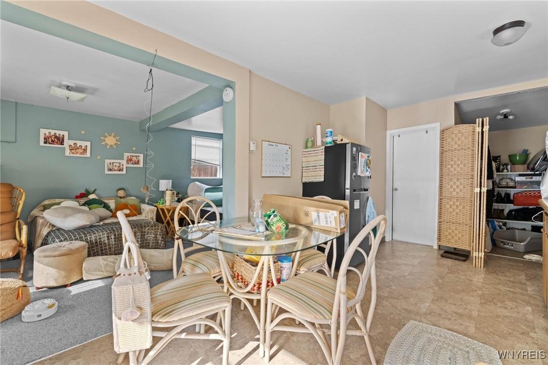 Dining room, Interior