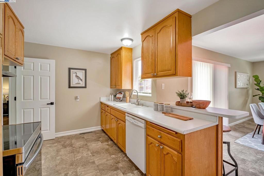 Dining room, Interior, Kitchen