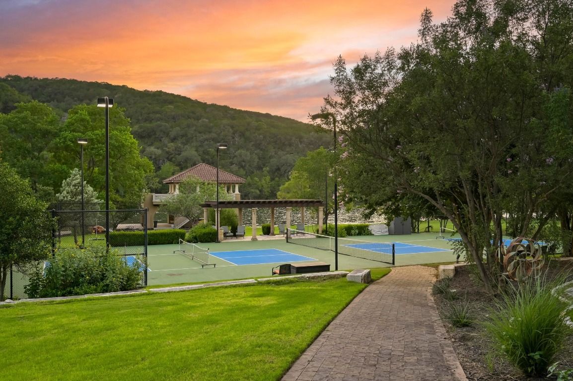 Exterior, Tennis Courts