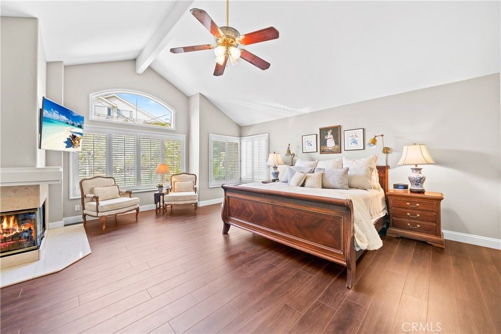 Bedroom, Fireplace, Interior, Wood Texture Flooring