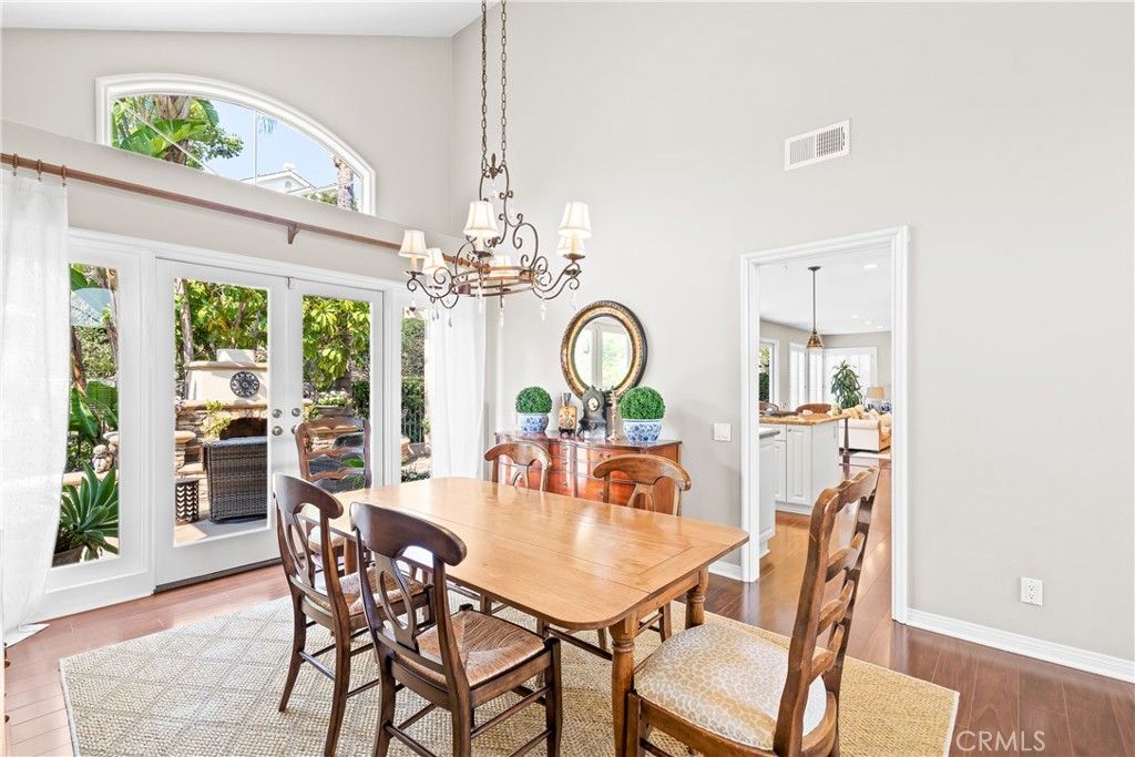 Chandelier, Dining room, Interior, Pendant Lights, Wood Texture Flooring