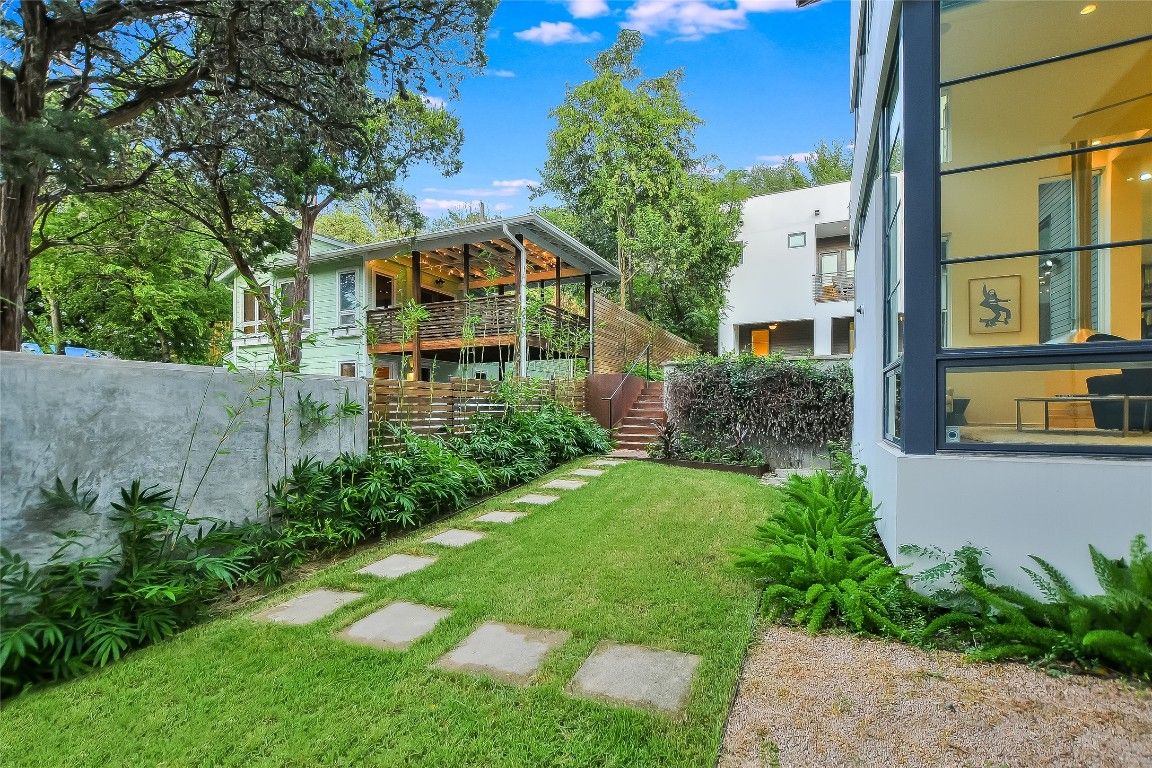 Backyard, Exterior
