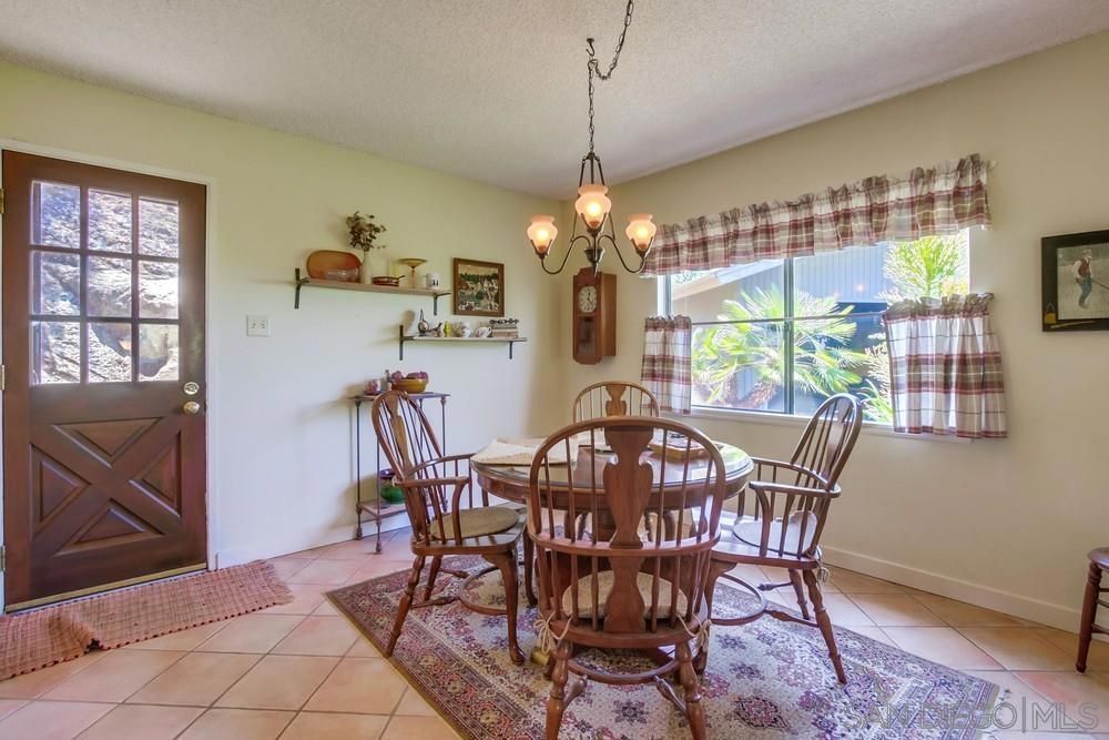 Chandelier, Dining room, Interior