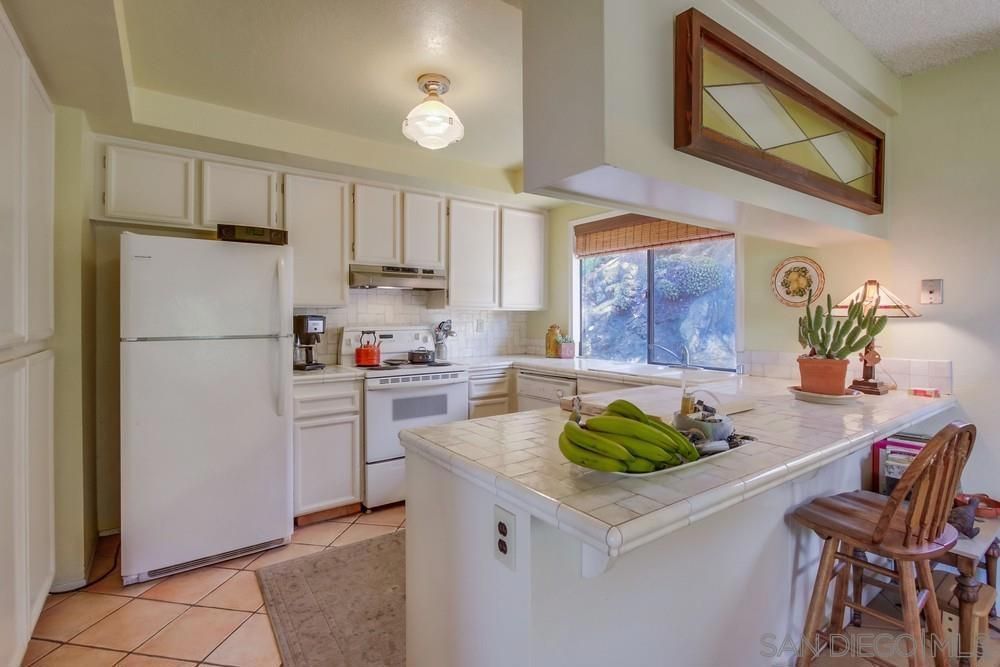 Interior, Kitchen, Tile Countertops