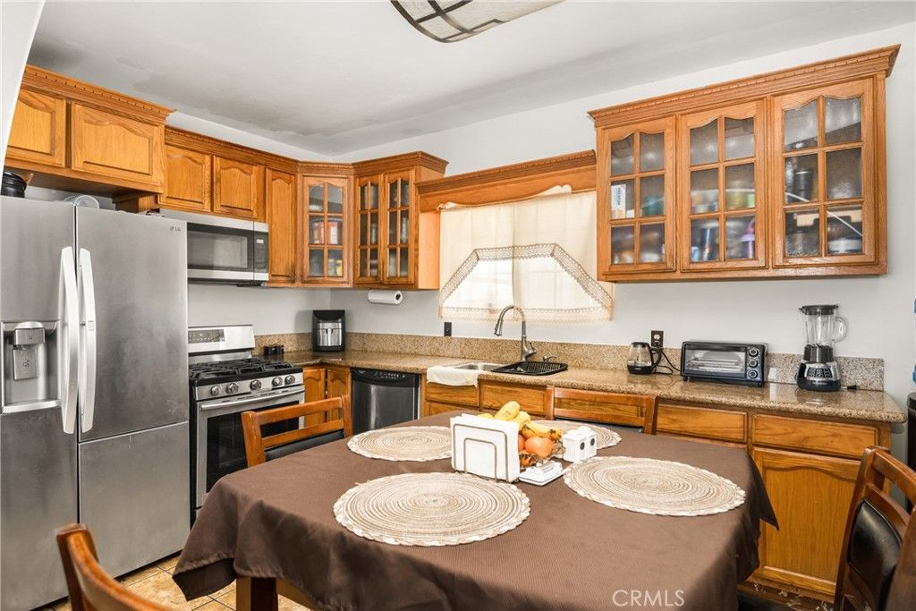 Dining room, Interior, Kitchen, Stainless Steel Appliances