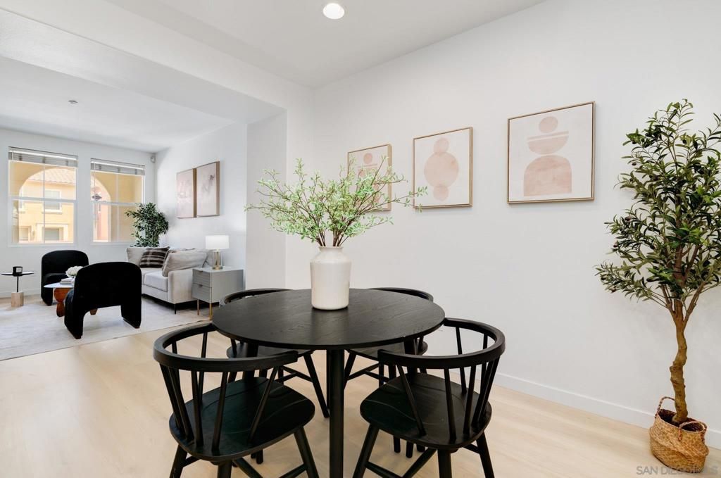 Dining room, Interior, Living room, Recessed Lighting, Wood Texture Flooring