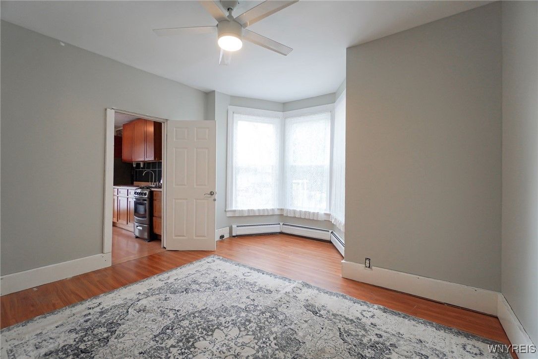 Empty room, Interior, Kitchen, Washer, Wood Texture Flooring