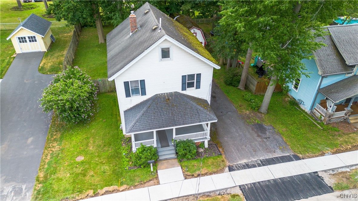 Exterior, Drone