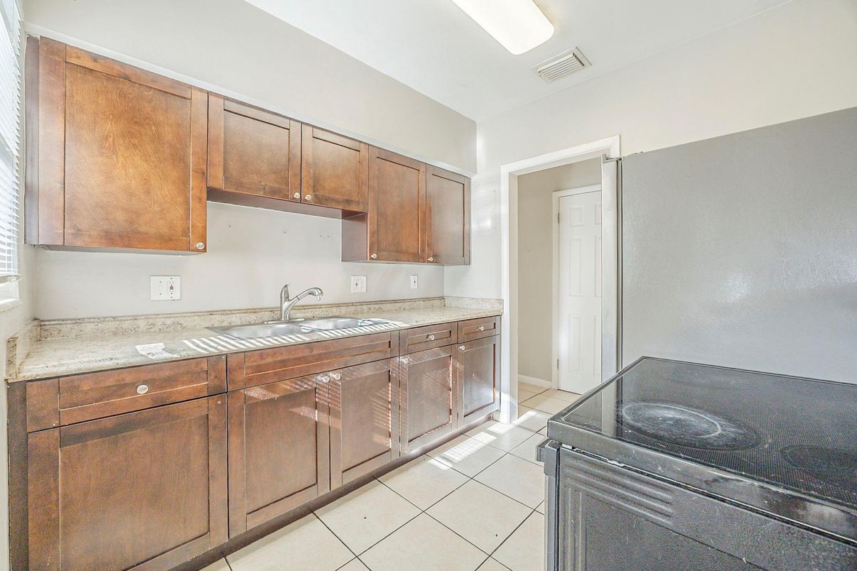 Interior, Kitchen, Tile Countertops