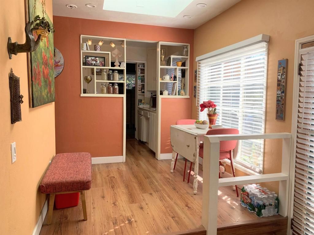 Dining room, Interior, Wood Texture Flooring