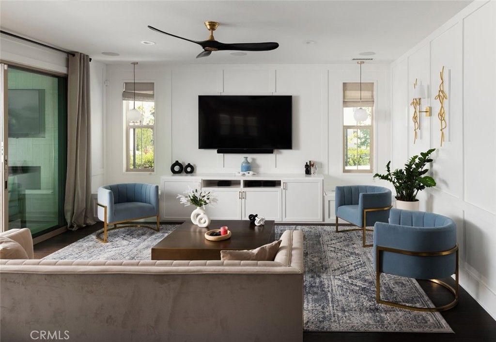 Interior, Living room, Pendant Lights, Recessed Lighting