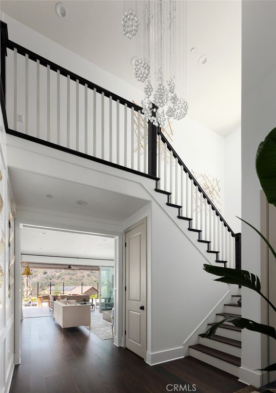 Interior, Pendant Lights, Recessed Lighting, Wood Texture Flooring