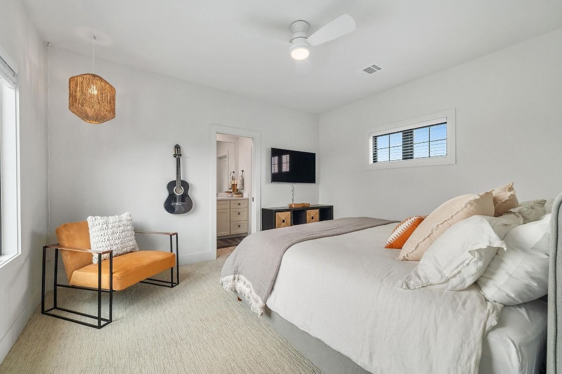Bedroom, Interior, Pendant Lights