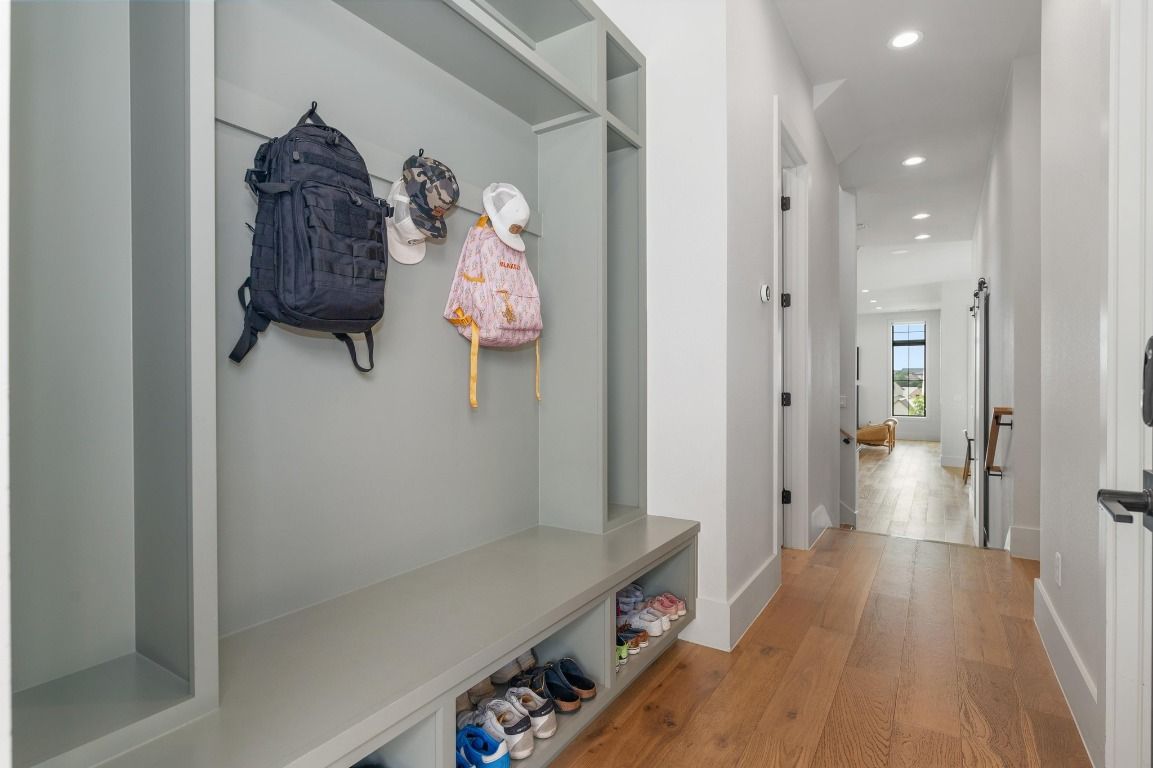 Interior, Recessed Lighting, Wood Texture Flooring