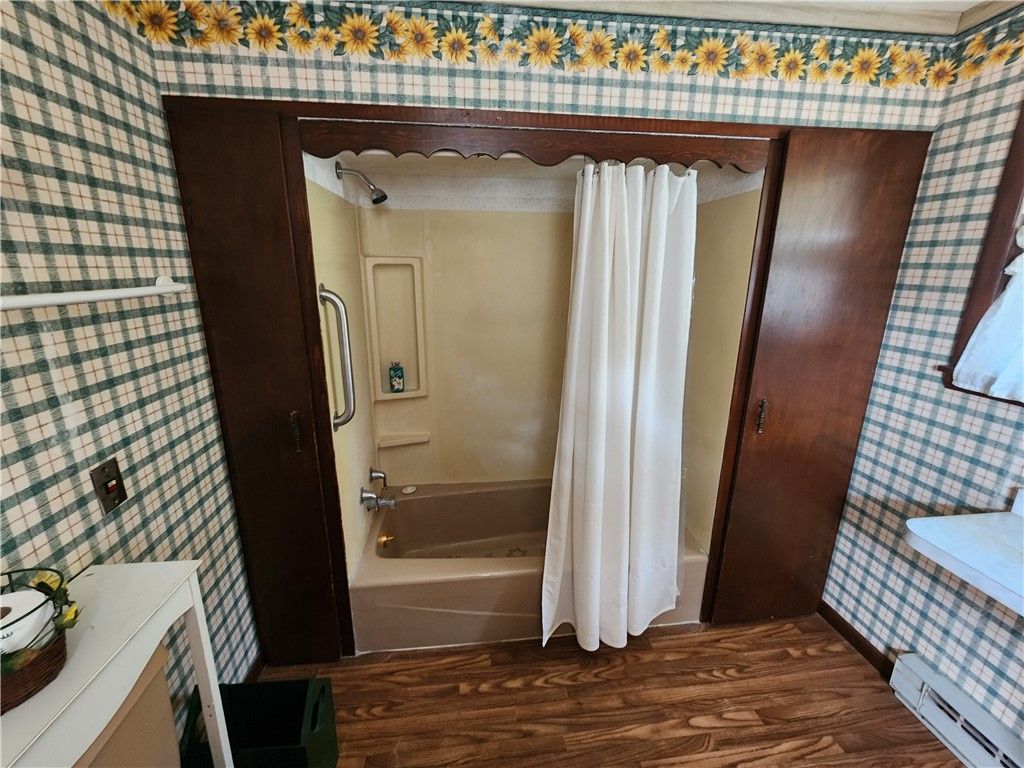 Bathroom, Interior, Wood Texture Flooring