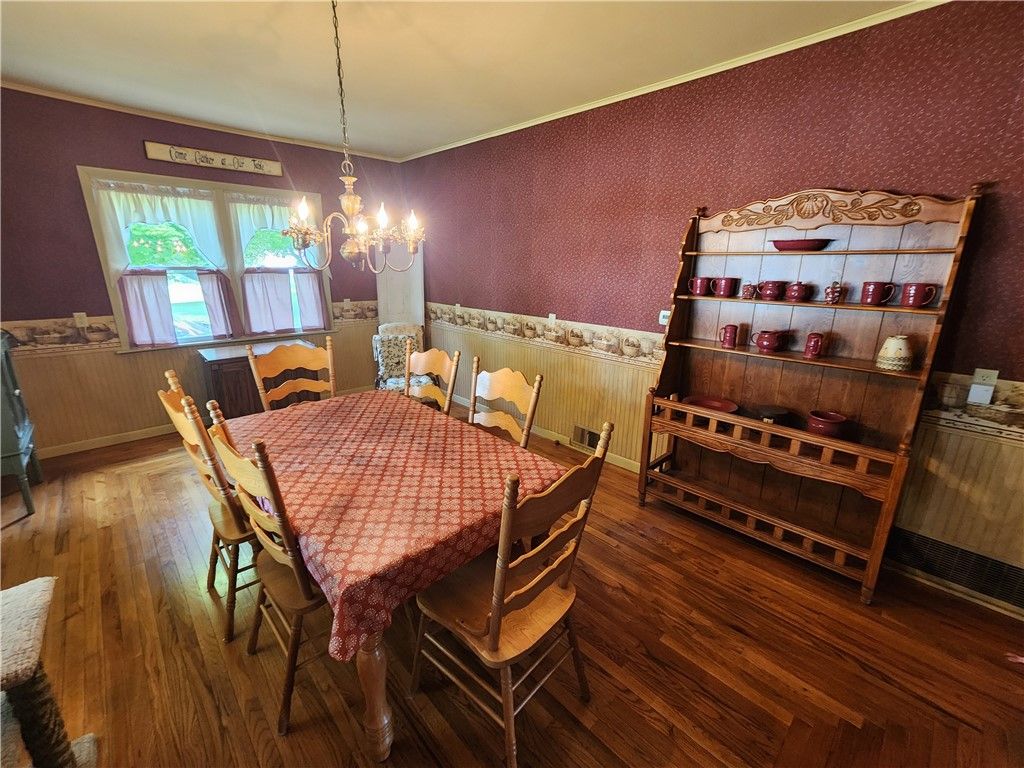 Chandelier, Dining room, Interior, Wood Texture Flooring