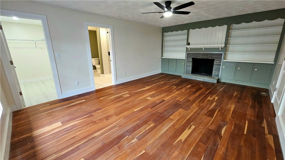 Empty room, Fireplace, Interior, Wood Texture Flooring