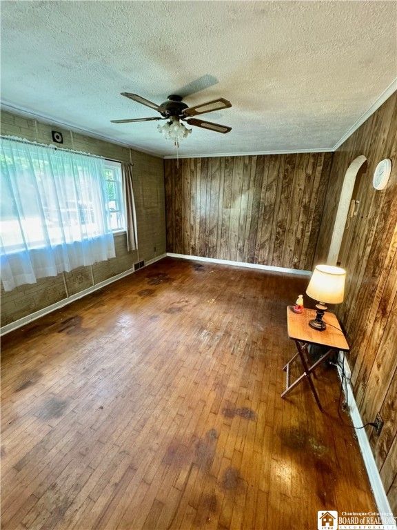 Empty room, Interior, Wood Texture Flooring, Wooden Walls