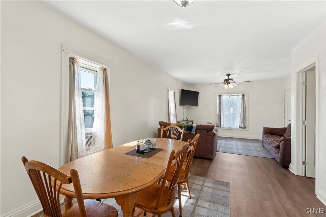 Dining room, Interior, Wood Texture Flooring