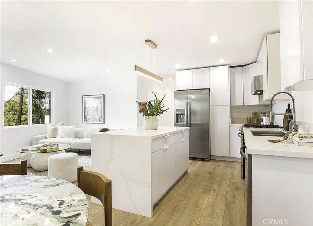 Interior, Kitchen, Living room, Pendant Lights, Recessed Lighting, Stainless Steel Appliances, Wood Texture Flooring