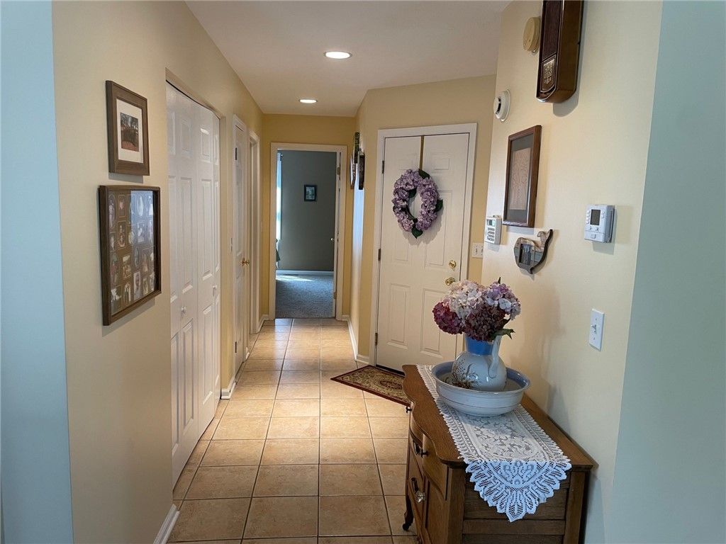 Interior, Recessed Lighting
