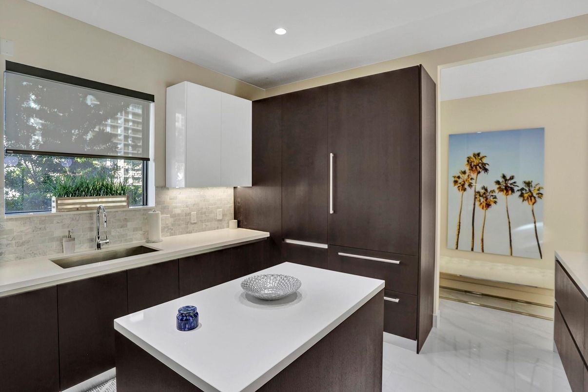 Interior, Kitchen, Marble, Recessed Lighting