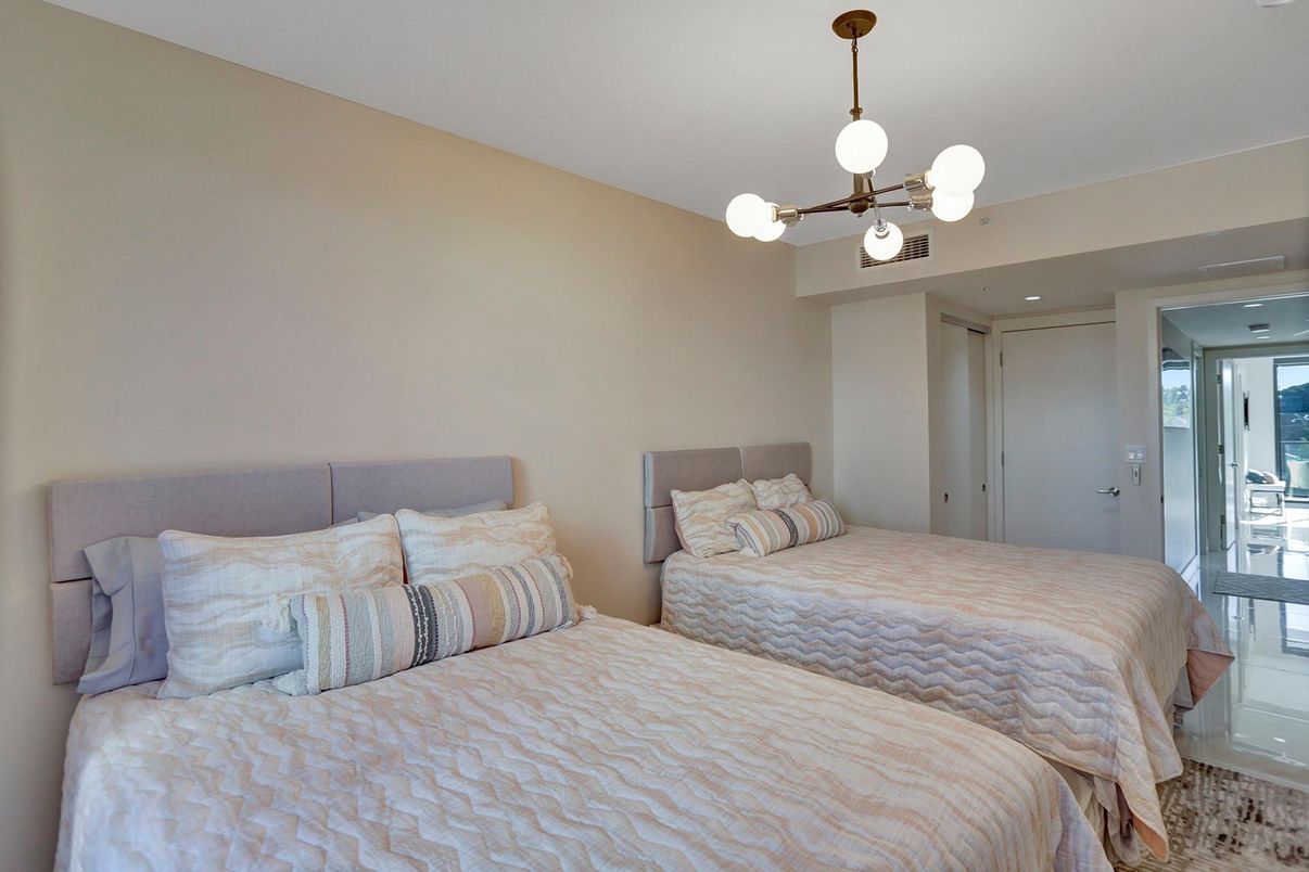 Bedroom, Interior, Pendant Lights, Recessed Lighting