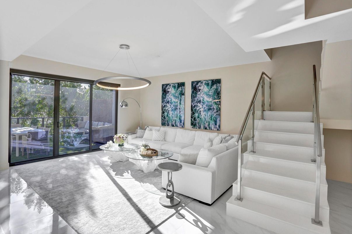 Interior, Living room, Pendant Lights