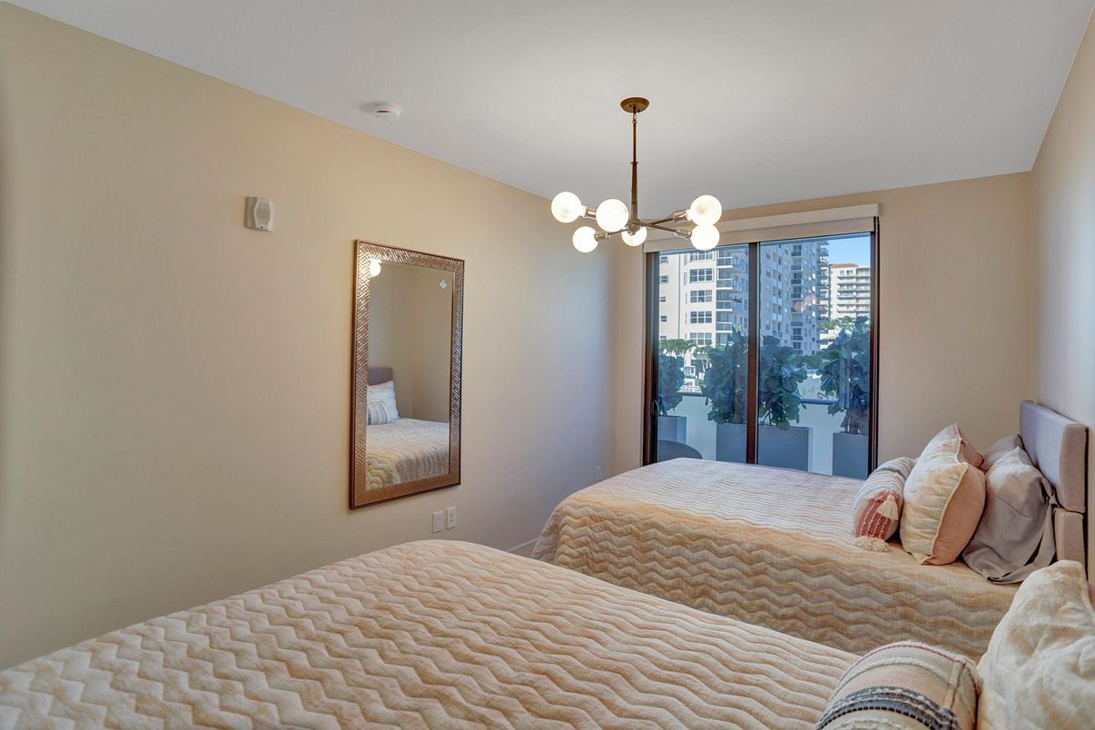 Bedroom, Interior, Pendant Lights