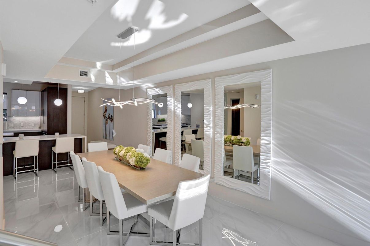 Dining room, Interior, Marble, Pendant Lights