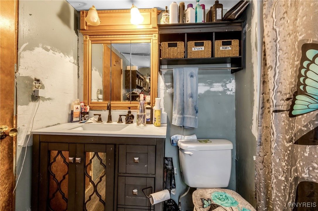 Bathroom, Interior
