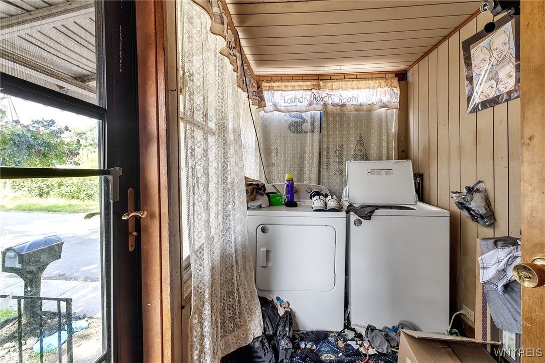 Interior, Washer