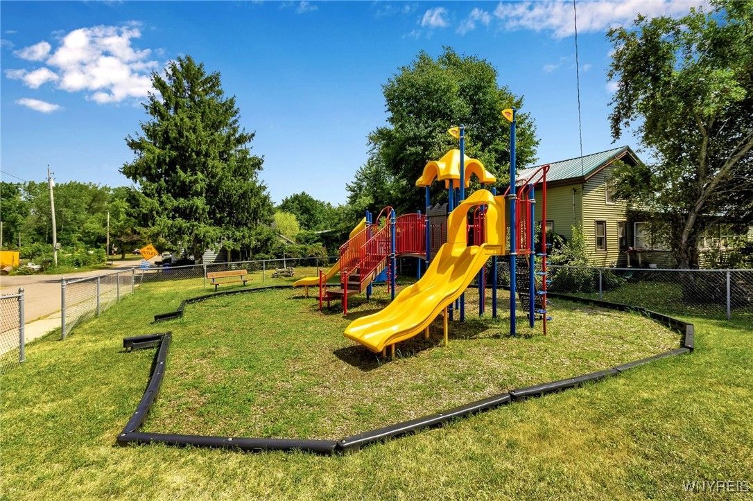 Backyard, Exterior, Playground