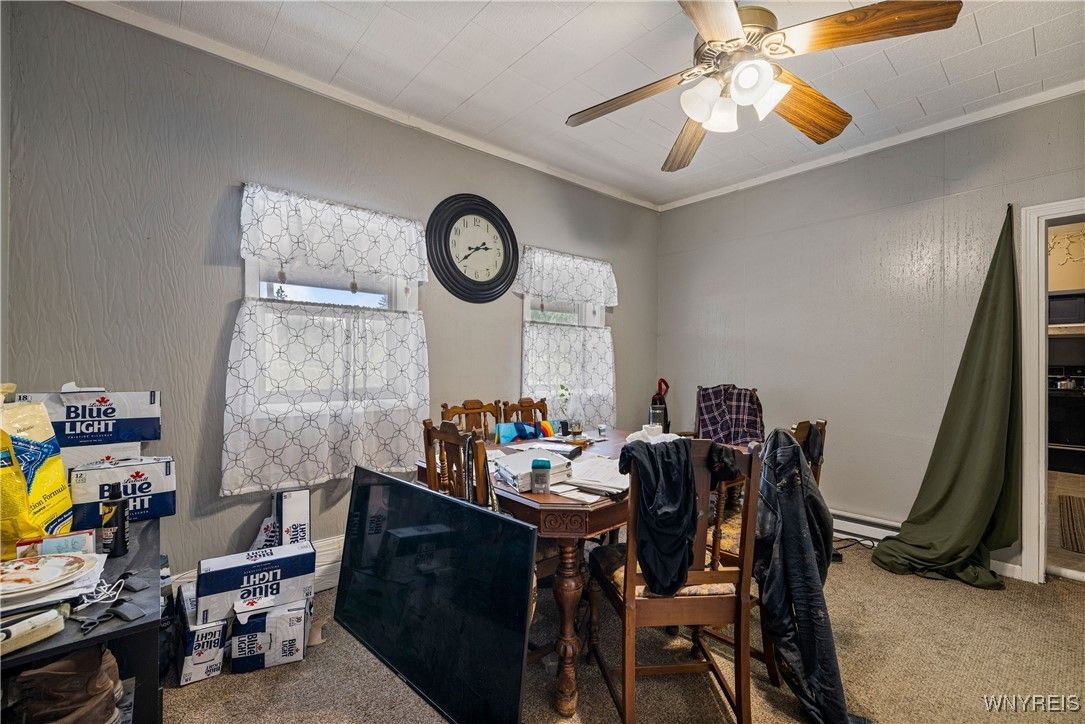 Dining room, Interior